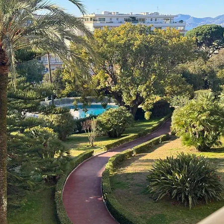 דירה Chic 2 Bedroom With Huge Terrace And Pool