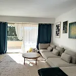 Daire Chic 2 Bedroom With Huge Terrace And Pool Cannes