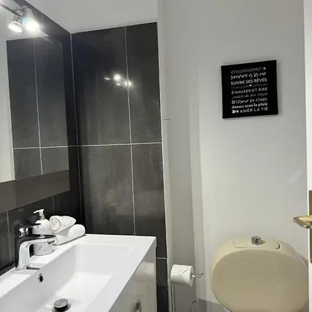 Lejlighed Chic 2 Bedroom With Huge Terrace And Pool